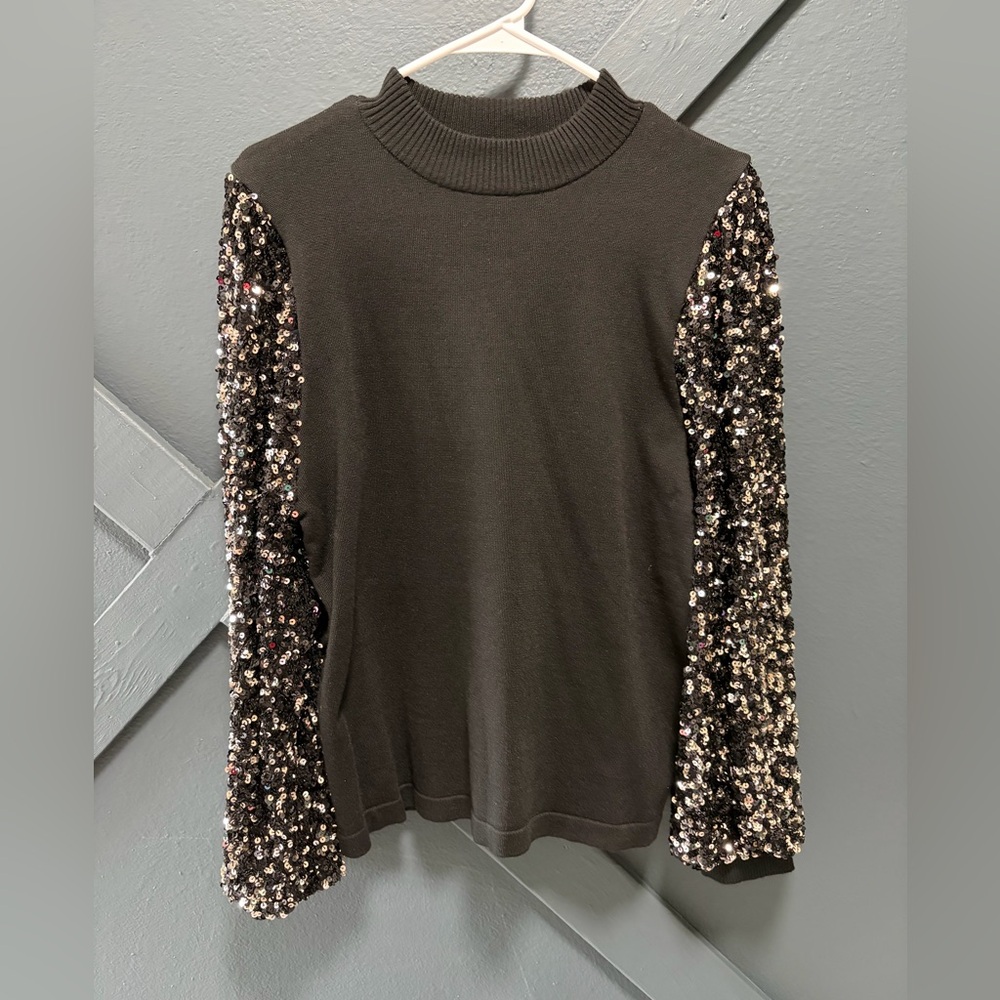 GeeGee Sequin Sleeve Black Top